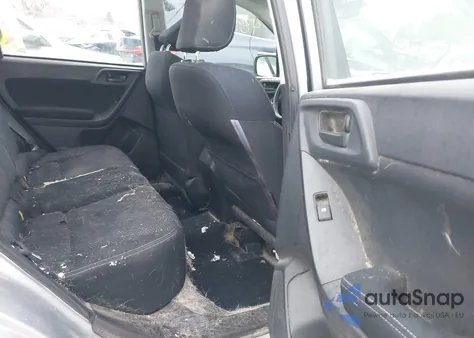 2015 Subaru Forester 2.5I из США, поврежденный, VIN JF2SJABC8FH529565